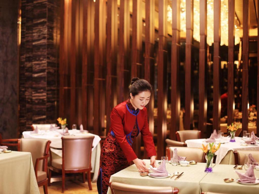 Wyndham Grand Plaza Royale Huayu Chongqing Hotel Exterior photo