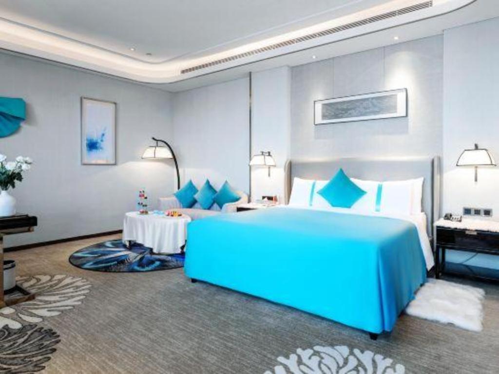 Wyndham Grand Plaza Royale Huayu Chongqing Hotel Exterior photo