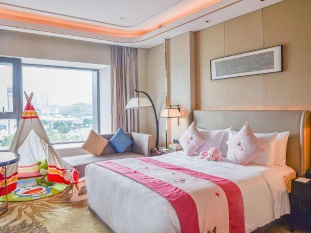 Wyndham Grand Plaza Royale Huayu Chongqing Hotel Exterior photo