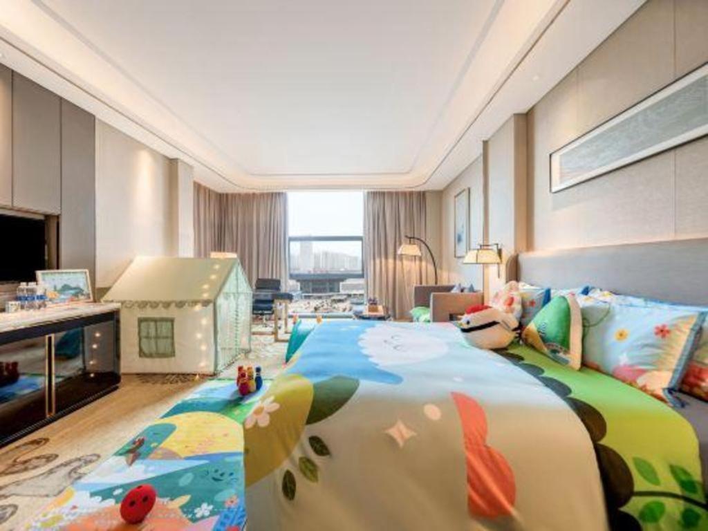 Wyndham Grand Plaza Royale Huayu Chongqing Hotel Exterior photo
